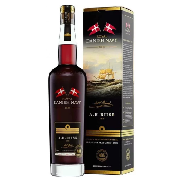 A.H. RIISE Royal Danish Navy rum + dd (0,7l - 40%) (0,7l - 40%) - Italakció - Ital rendelés